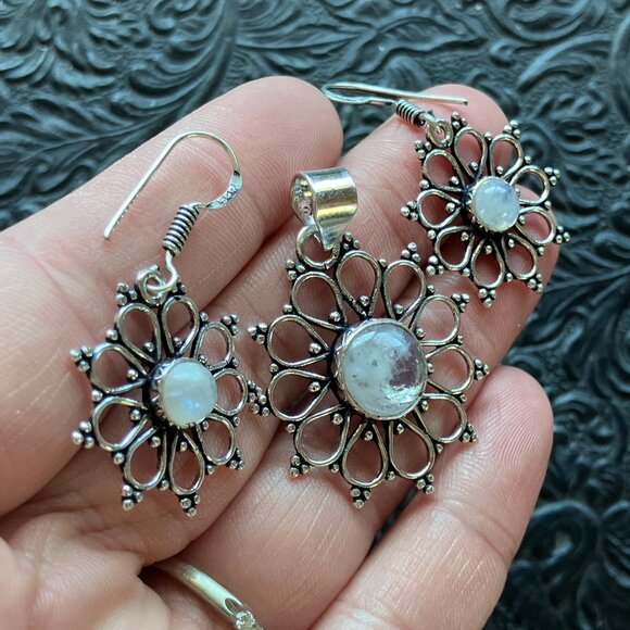 Rainbow Moonstone Crystal Gemstone Pendant and Earrings Set - Picture 7 of 8